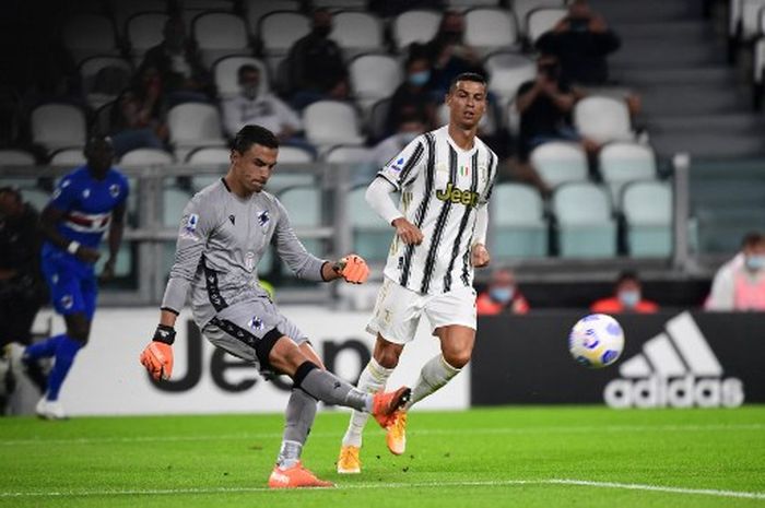 Momen Emil Audero menghadapi Cristiano Ronaldo dalam partai Liga Italia antara Juventus vs Sampdoria (20/9/2020). Audero kini resmi menjadi WNI dan segera diusahakan untuk memperkuat timnas Indonesia.