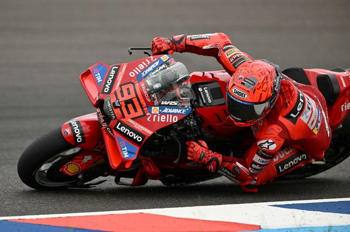 Pembalap Ducati, Marc Marquez, pada balapan MotoGP Argentina 2025 di Sirkuit Termas de Rio Hondo, Minggu (16/3/2025).