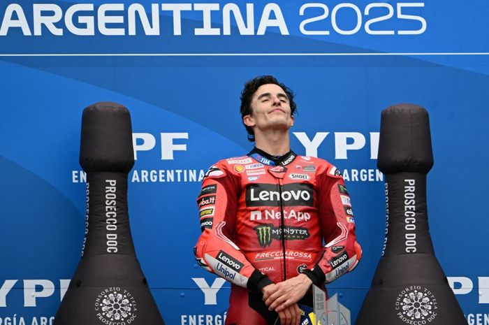 Kegilaan Marc Marquez baru benar-benar terujia ketika Jorge Martin kembali balapan di MotoGP 2025 dengan kecepatan sensasionalnya.