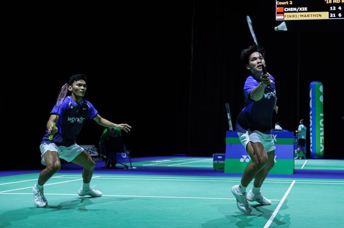 Ganda putra Indonesia, Muhammad Shohibul Fikri/Daniel Marthin saat menjalani babak 32 besar Swiss Open 2025 di St. Jakobshalle, Basel, Swiss, Selasa (18/3/2025).