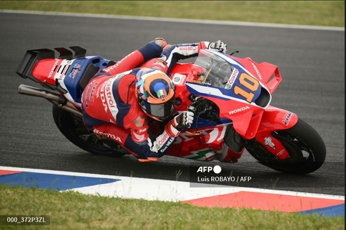 Meski ada syaratnya, adik Valentino Rossi, Luca Marini merasa dirinya bisa membuat gebrakan pada MotoGP Amerika 2025.