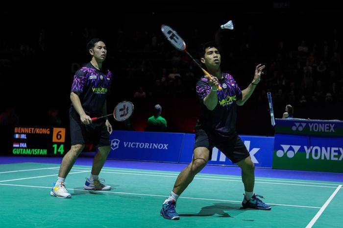 Ganda putra Indonesia, Sabar Karyaman Gutama/Moh Reza Pahlevi Isfahani saat bertanding pada babak 32 besar Swiss Open 2025