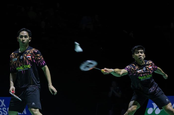 Ganda putra Indonesia, Sabar Karyaman Gutama/Moh Reza Pahlevi Isfahani saat bertanding pada babak 16 besar Swiss Open 2025
