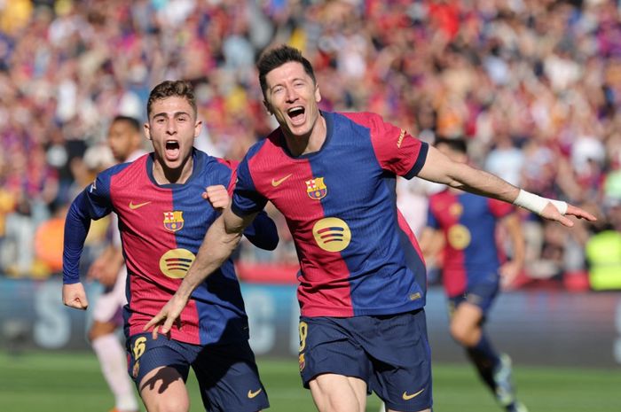 Robert Lewandowski diklaim memiliki kemampuan hebat seperti Luis Suarez dan Lionel Messi yang membuat Barcelona nyaman saat bertahan.