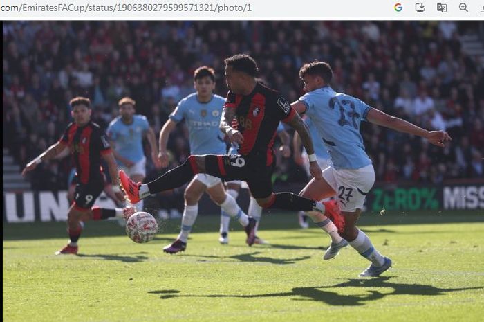 Justin Kluivert menciptakan assist saat Bournemouth berhadapan dengan Man City di babak perempat final Piala FA. Namun, torehan tersebut tak cukup untuk menyingkirkan The Citizens.
