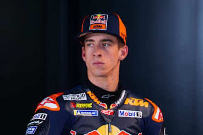 Pembalap Red Bull KTM, Pedro Acosta, masih belum mau menjawab spekulasi tinggalkan KTM setelah hasil balapannya terus melorot di awal MotoGP 2025.