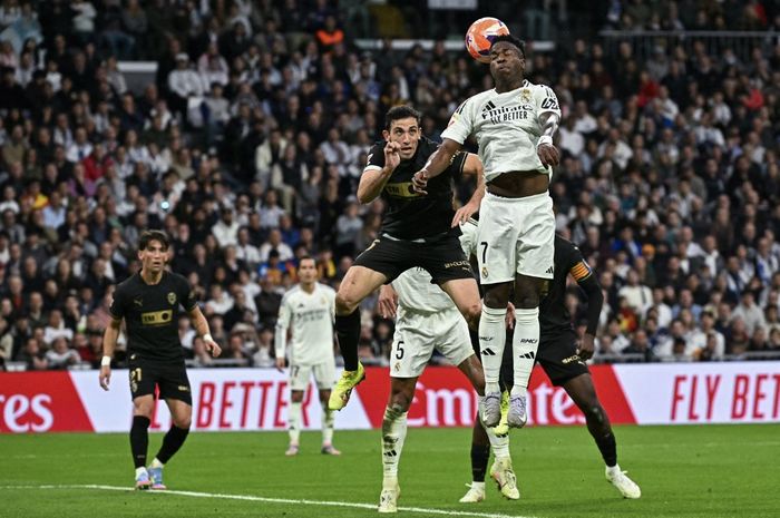 Calon kiper Liverpool menjelma jadi tembok raksasa dan membuat Real Madrid harus menelan kekalahan dari Valencia di Liga Spanyol 2024-2025.