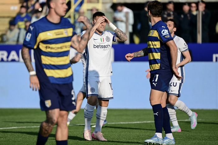 Inter Milan gagal meraih poin penuh di kandang Parma, Stadion Ennio Tardini, setelah membuang keunggulan 2 gol di babak pertama. Laga kedua tim berkesudahan dengan skor 2-2.