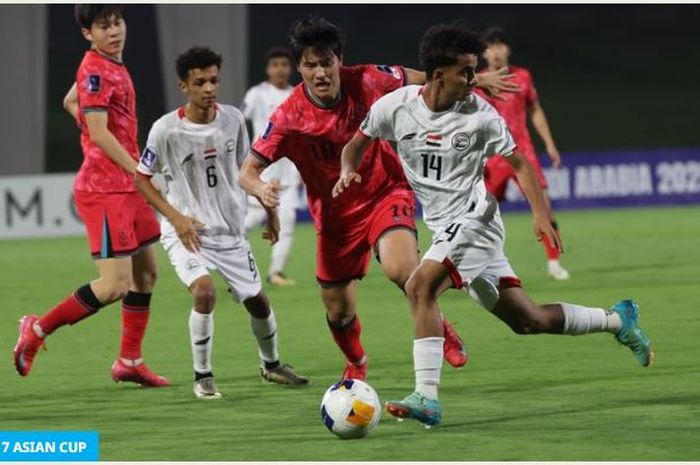 Suasana pertandingan Korea Selatan Vs Yaman pada matchday ketiga grup C Piala Asia U-17 2025 di King Abdullah Sports City Hall Stadium, Jeddah, Kamis (10/4/2025).