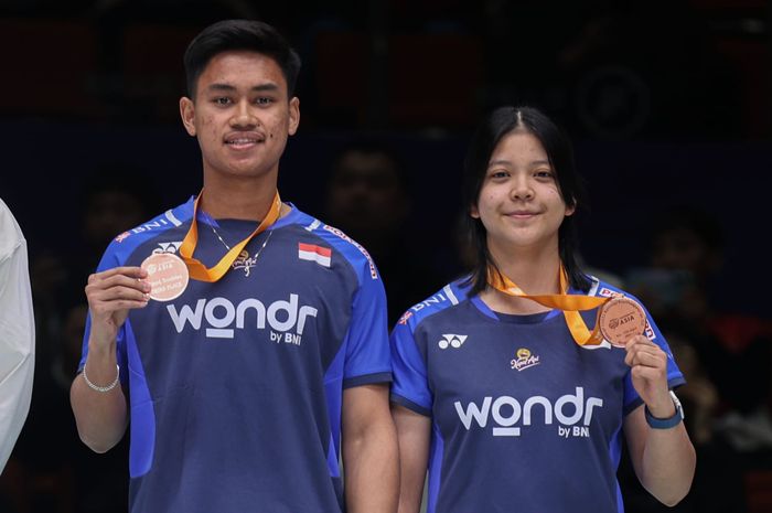 Pasangan ganda campuran, Jafar Hidayatullah/Felisha Alberta Nathaniel Pasaribu, menjaga tradisi Indonesia usai menjuarai Taipei Open 2025.
