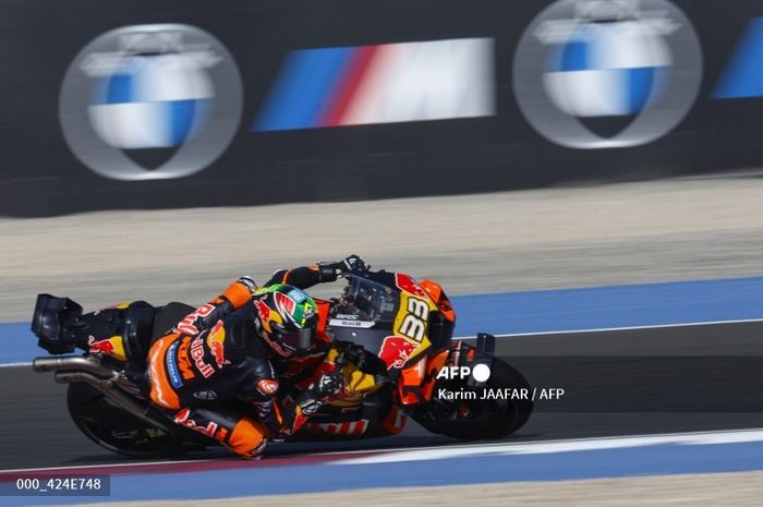 Pembalap Red Bull KTM, Brad Binder, curhat MotoGP Qatar 2025 menjadi seri tersulit dalam kariernya.