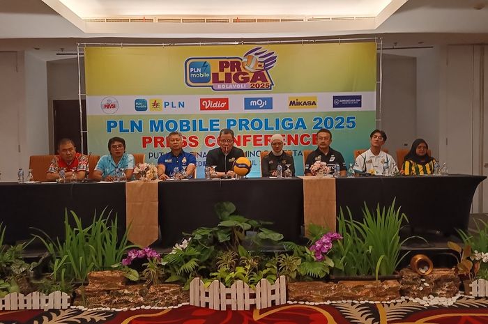 Konferensi pers Final Four Proliga 2025 seri pertama di Kediri, Rabu (16/4/2025).