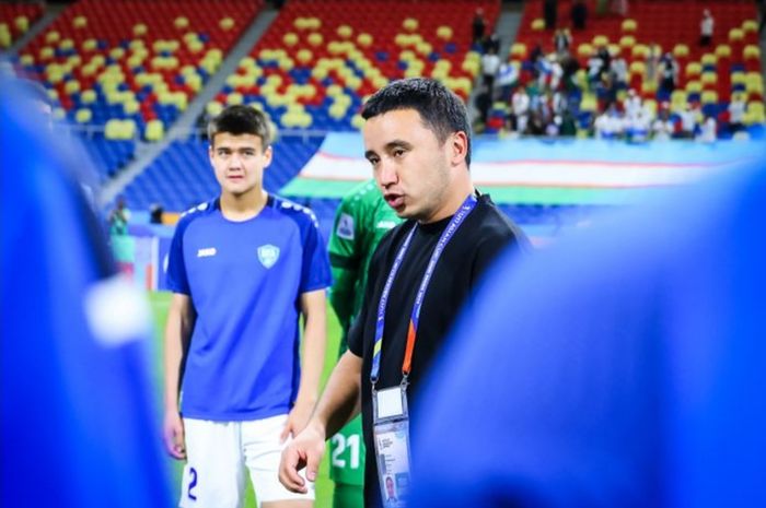Pelatih timnas U-17 Uzbekistan, Islombek Ismoilov (29 tahun).