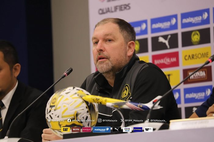 Pelatih Timnas Malaysia Peter Cklamovski ingin anak asuhnya menunjukkan identitas Harimau Malaya yang sesungguhnya.
