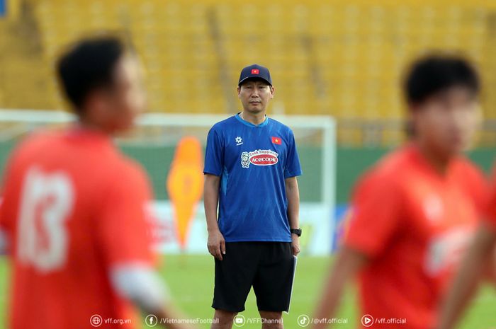 Pelatih Timnas Vietnam, Kim Sang-sik.