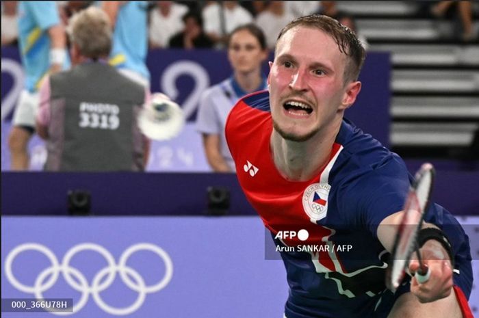 Tunggal putra Rep. Ceska, Jan Louda mencuri satu poin dari Korea Selatan pada fase grup Sudirman Cup 2025.