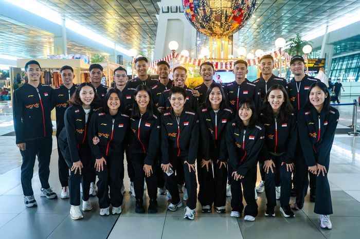 Tim bulu tangkis Indonesia  untuk Sudirman Cup 2025 menjelang keberangkatan ke Xiamen, China, Kamis (24/4/2025).