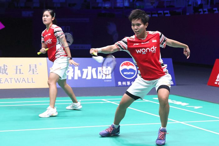 Ganda putri Indonesia, Lanny Tria Mayasari/Siti Fadia Silva Ramadhanti, saat tampil pada pertandingan babak penyisihan Grup D Sudirman Cup 2025 di Xiamen, China, 29 April 2025.