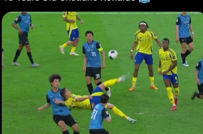 Aksi salto Cristiano Ronaldo saat melawan Kawasaki Frontale.