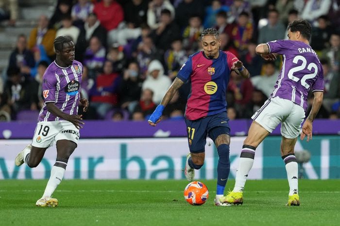 Barcelona meraih kemenangan comeback atas tim juru kunci Real Valladolid dengan skor 2-1 dalam lanjutan Liga Spanyol 2024-2025.