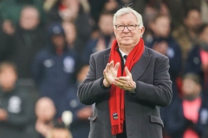 Pelatih legendaris Man United, Sir Alex Ferguson, mengumumkan dirinya akan pensiun pada 8 Mei 2013.