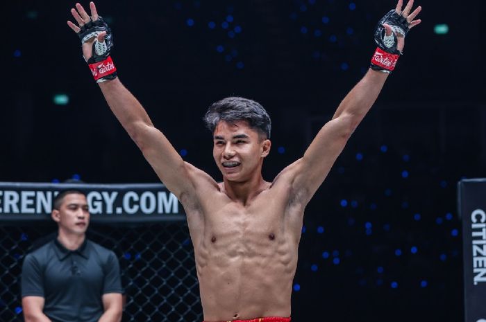 Jagoan kelas terbang Muay Thai ONE Championship, Johan Ghazali, akan tampil menghadapi Diego Paez di ONE Fight Night 32 pada 7 Juni 2025 di Bangkok.