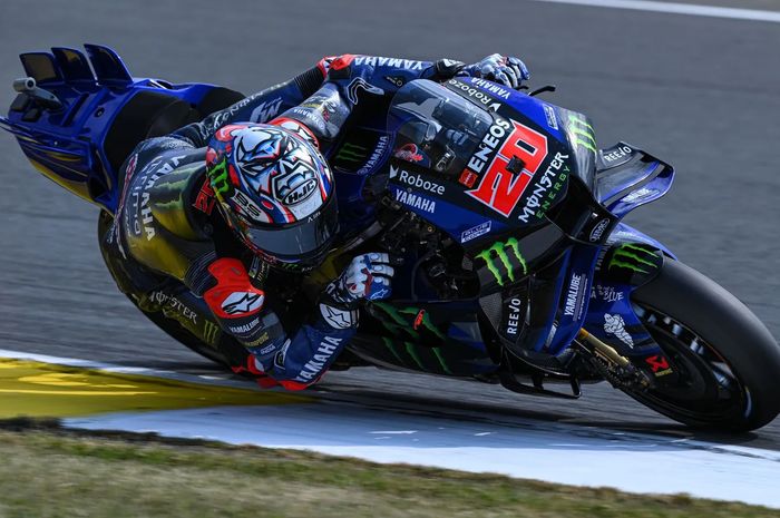 Pembalap Monster Energy Yamaha, Fabio Quartararo pada Practice MotoGP Prancis 2025 di Sirkuit Bugatti, Le Mans, Jumat, 9 Mei 2025
