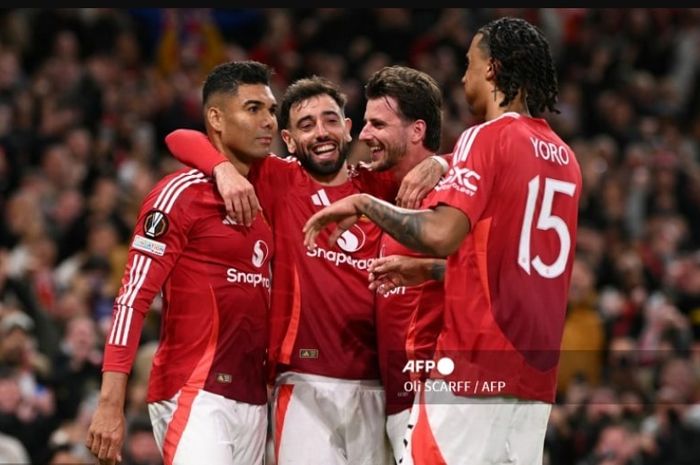 Man United lolos ke final Liga Europa usai kalahkan Athletic Bilbao di Old Trafford (8/5/2025). Final United vs Tottenham Hotspur membuat Liga Inggris bakal mengirim 6 wakil di Liga Champions musim depan.