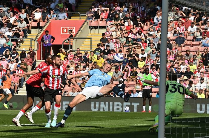 Penyerang andalan Man City, Erling Haaland, tidak mampu menghadirkan ancaman berarti untuk gawang Southampton pada laga pekan ke-36 Liga Inggris 2024-2025.