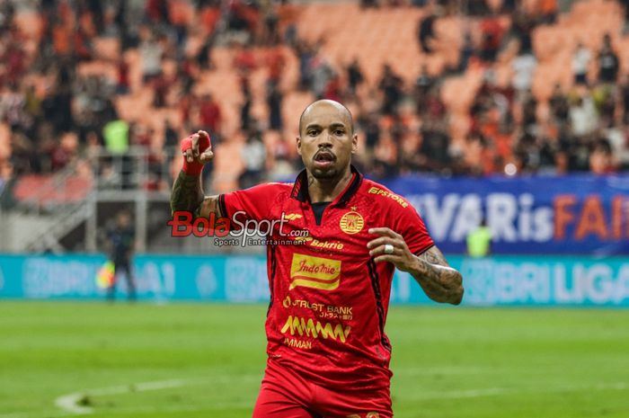 Gustavo Almeida sedang melakukan selebrasi seusai mencetak gol dalam laga pekan ke-32 Liga 1 2024/2025 antara Persija Jakarta versus Bali United di Jakarta International Stadium (JIS), Jakarta Utara, Sabtu (10/5/2025) malam.