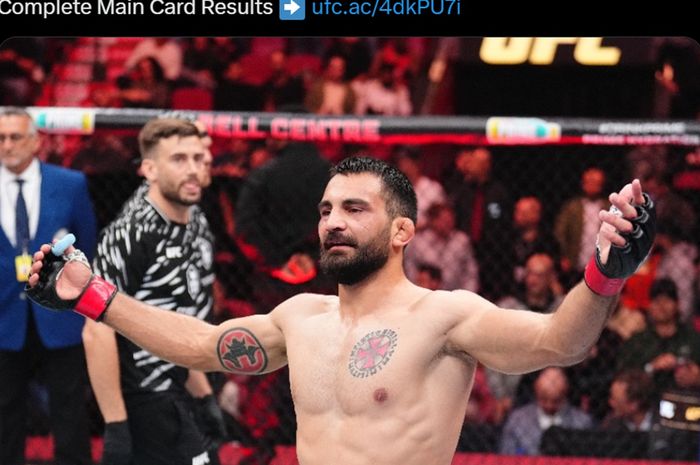 Monster Finish, Benoit Saint Denis berselebrasi merayakan kemenangannya pada UFC 315 (5/11/2025) di Bell Centre, Montreal, Quebec, Kanada.