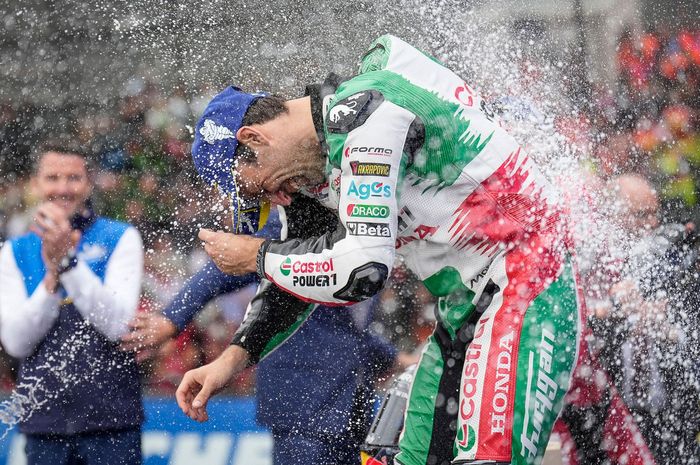 Manajer Tim Honda, Alberto Puig yakin timnya sedanv berporgres untuk kembali merajai MotoGP.
