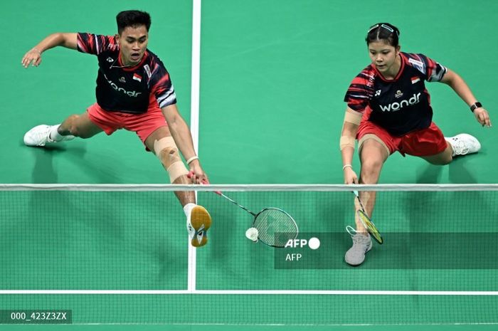 Pasangan ganda campuran Indonesia, Jafar Hidayatullah/Felisha Alberta Nathaniel Pasaribu, menikung wakil Prancis Julien Maio/Lea Palermo pada 32 besar Thailand Open 2025.