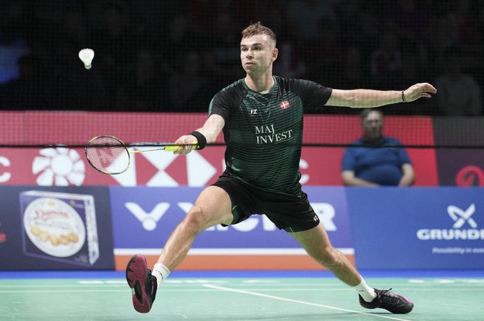 Tunggal putra Denmark, Rasmus Gemke, melaju ke perempat final Thailand Open 2025