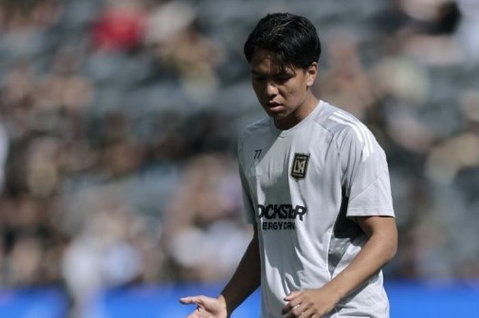 Pemain keturunan Indonesia milik Los Angeles FC, Adrian Wibowo, tampil di Piala Dunia Klub 2025 lantaran tak dipanggil timnas U-23 Indonesia. 