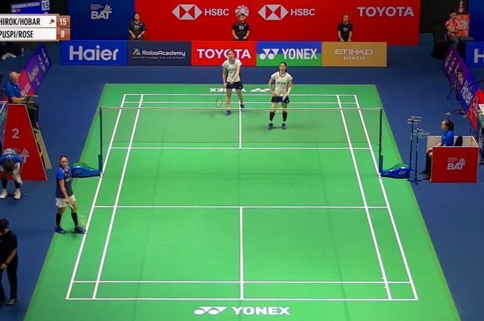 Ganda putri Jepang, Sayaka Hobara/Rui Hirokami, saat menghadapi Meilysa Trias Puspitasari/Rachel Allessya Rose pada perempat final Thailand Open 2025 di Nimibutr Stadium, Bangkok, Thailand, Jumat (16/5/2025).