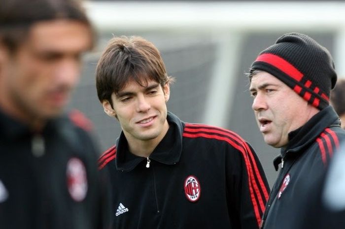 Pernah sukses di AC Milan, Kaka (kiri) dan Carlo Ancelotti disebut-sebut akan bekerja sama lagi di Timnas Brasil. 