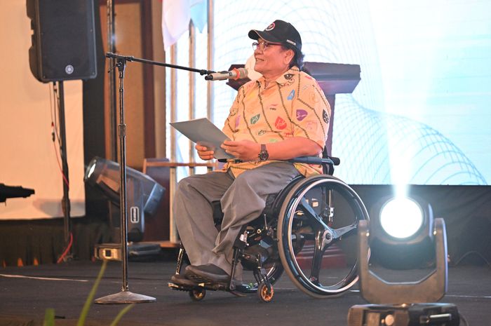 Ketua Umum National Paralympic Committee Indonesia (NPC Indonesia) Senny Marbun memberikan sambutan dalam upacara pembukaan rapat kerja nasional (rakernas) NPC Indonesia di Ballroom Lorin Solo Hotel, Senin (19/05/2025). Rakernas yang berlangsung dari tanggal 19 hingga 22 Mei 2025 ini dihadiri perwak