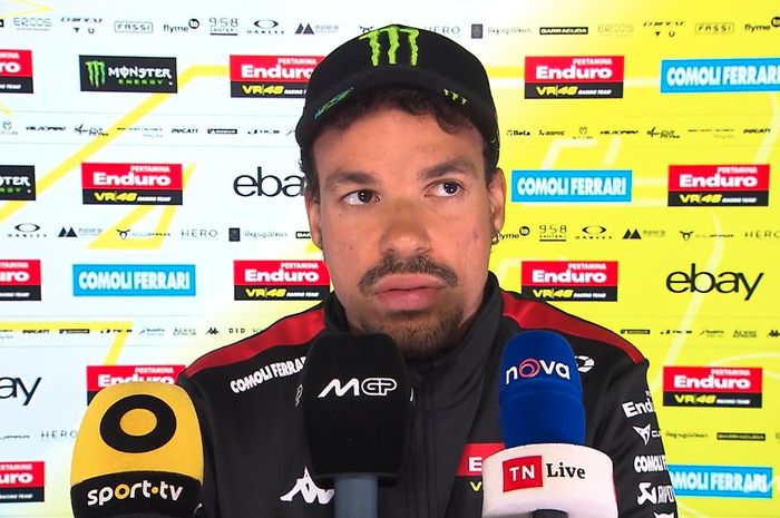 Pembalap Pertamina Enduro VR46, Franco Morbidelli, saat berbicara setelah balapan MotoGP Inggris di Sirkuit Silverstone, Northamptonshire, Inggris, 25 Mei 2025.