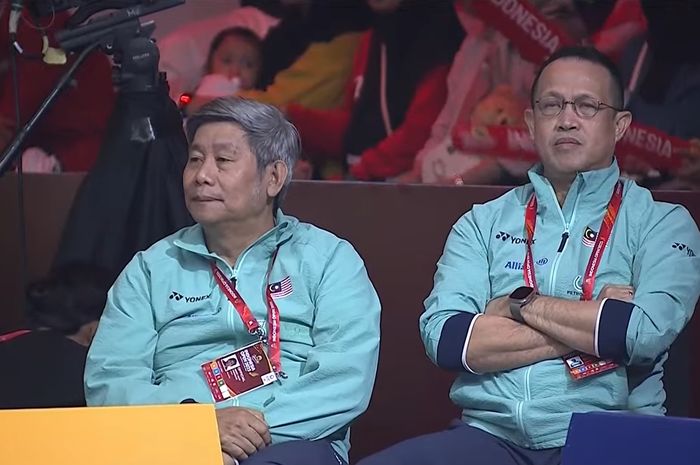 Pelatih ganda putra Malaysia, Herry Iman Pierngadi (kiri) menerapkan sentuhan permainan ala ganda putra Indonesia dalam program latihan di BAM.