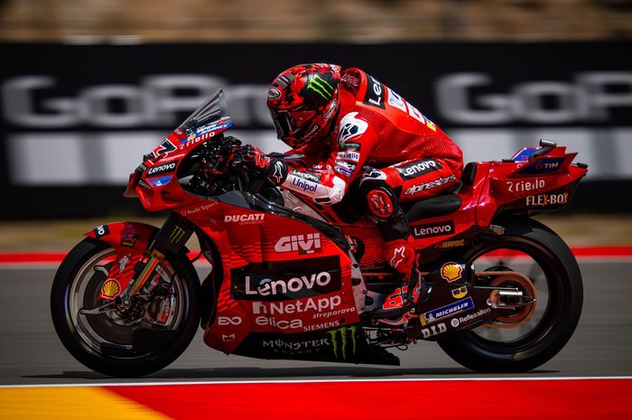 Pembalap Ducati Lenovo, Francesco Bagnaia tetap setia di tengah rumor bursa transfer tentangnya