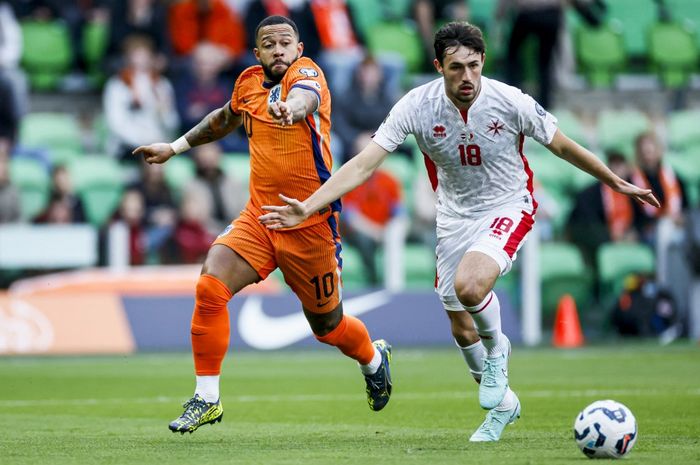 Memphis Depay mencetak dua gol dalam kemenangan telak Belanda atas Malta, Rabu (11/6/2025) dini hari WIB.