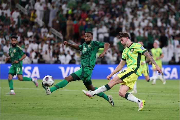 Suasana pertandingan terakhir Grup C Kualifikasi Piala Dunia 2026 zona Asia antara Timnas Arab Saudi dan Timnas Australia.