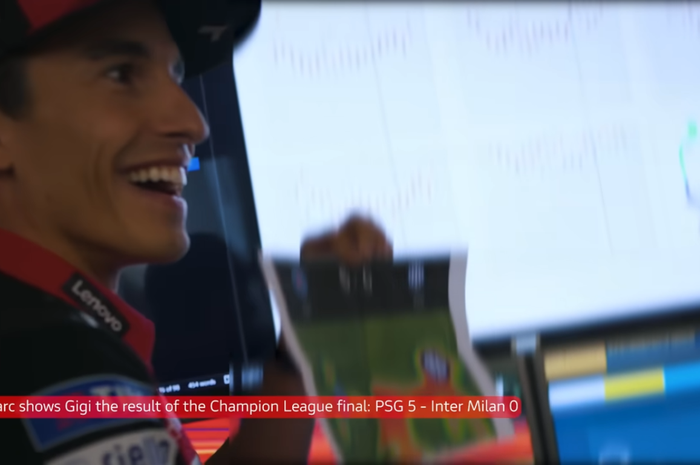 Tingkah pembalap Ducati Lenovo di MotoGP, Marc Marquez, saat membuat lelucon tentang kekalahan Inter Milan dari PSG di final Liga Champions 2024-2025.