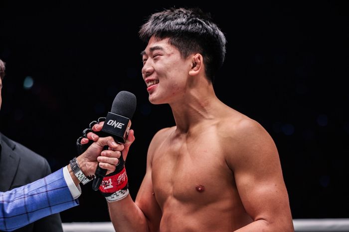 Jagoan muda ONE Championship, Adrian Lee, menggarap banyak proyek kreatif di samping bertarung di atas arena.