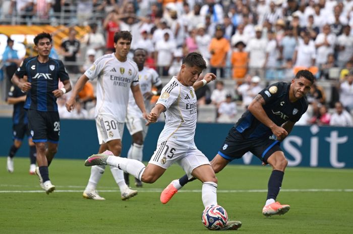 Meski bermain dengan 10 orang usai Raul Asencio dikartu merah, Real Madrid mampu memecundangi Pachuca dengan skor 3-1 pada laga Piala Dunia Klub 2025.