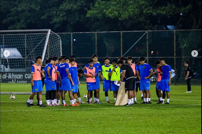 Para pemain Timnas U-23 Malaysia saat menjalani latihan jelang ASEAN Cup U-23 2025.