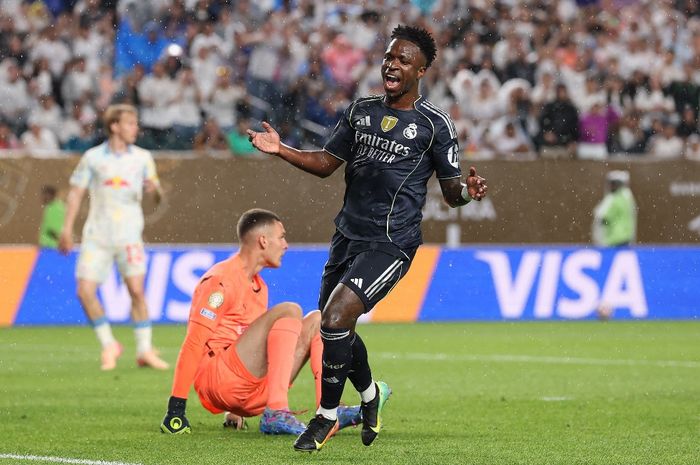 Pihak Arab Saudi siap memecahkan rekor transfer dunia demi memboyong Vinicius Junior dari Real Madrid.