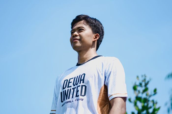 Bukan Uang, Ini Alasan Edo Febriansah Tinggalkan Persib Bandung Demi Dewa United - Bolasport.com