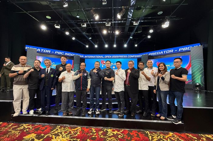 Acara konferensi pers Predator PBC Indonesia International Open 2025.
